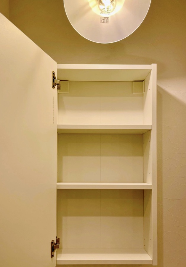 IKEA】ミラーキャビネット「エーンヘート」の取り付け方とは