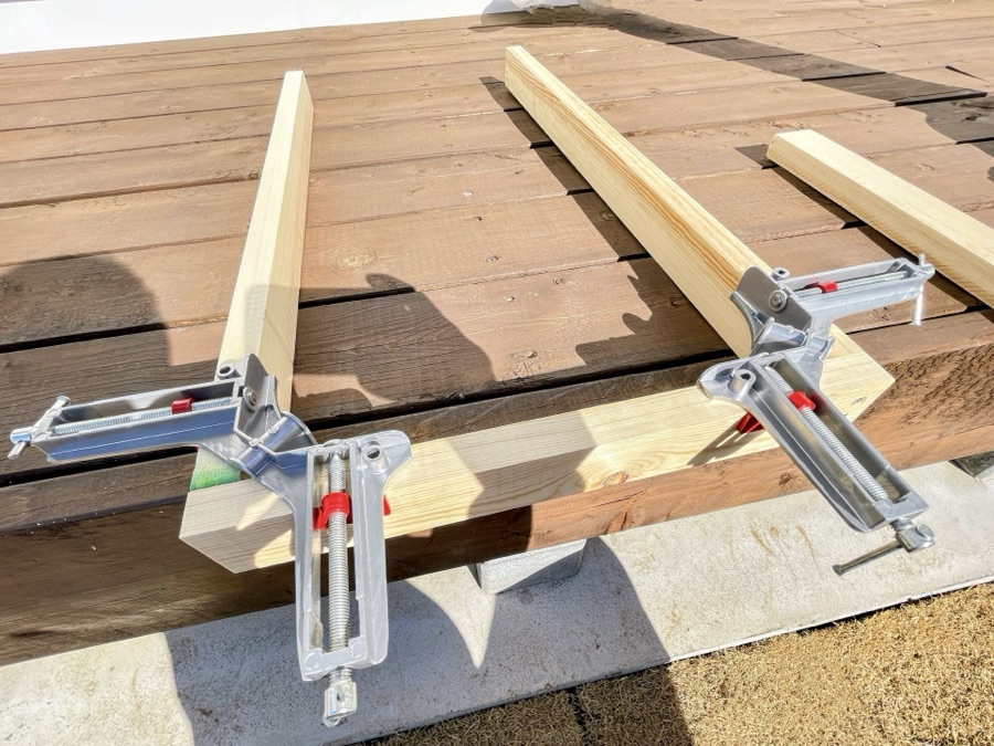 骨組みの組み立て