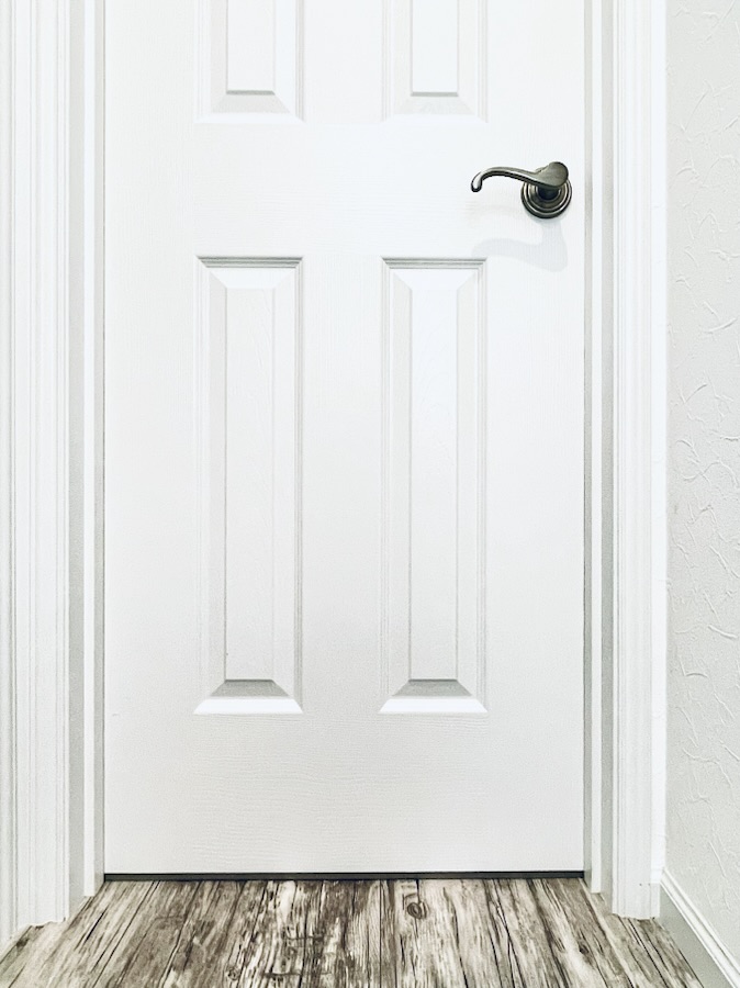 寒さ対策にはダイソー商品の「すきまテープ」がおすすめ!