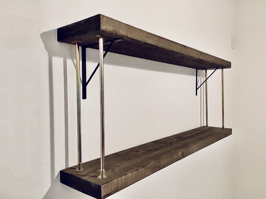 インダストリアル風の棚板をDIY