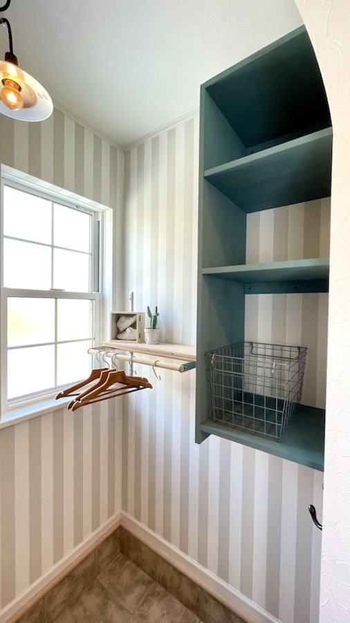 シューズクローク収納